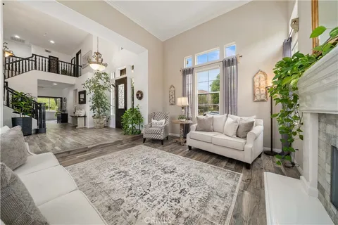 $2,195,000 | 5919 County Oak Road, Woodland Hills, CA 91367