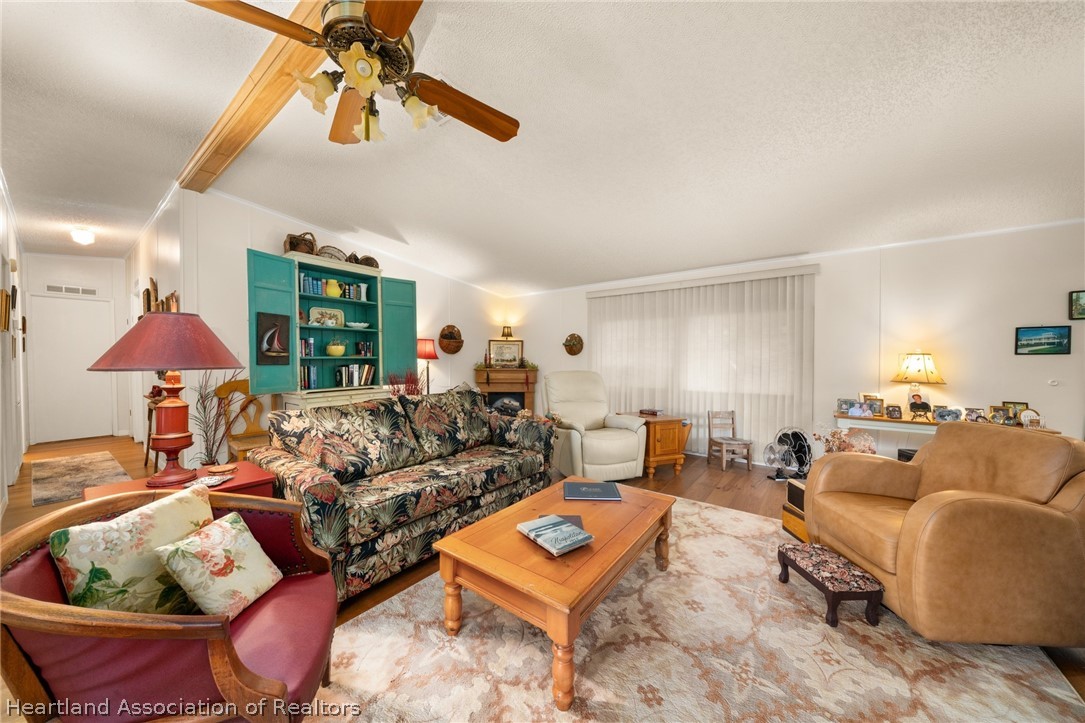 223 Hickory Ridge Drive Sebring, FL 33876 - Photo 7 of 43