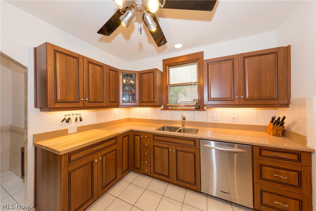 3120 Corydon Road Cleveland, OH 44118 - Photo 8 of 25