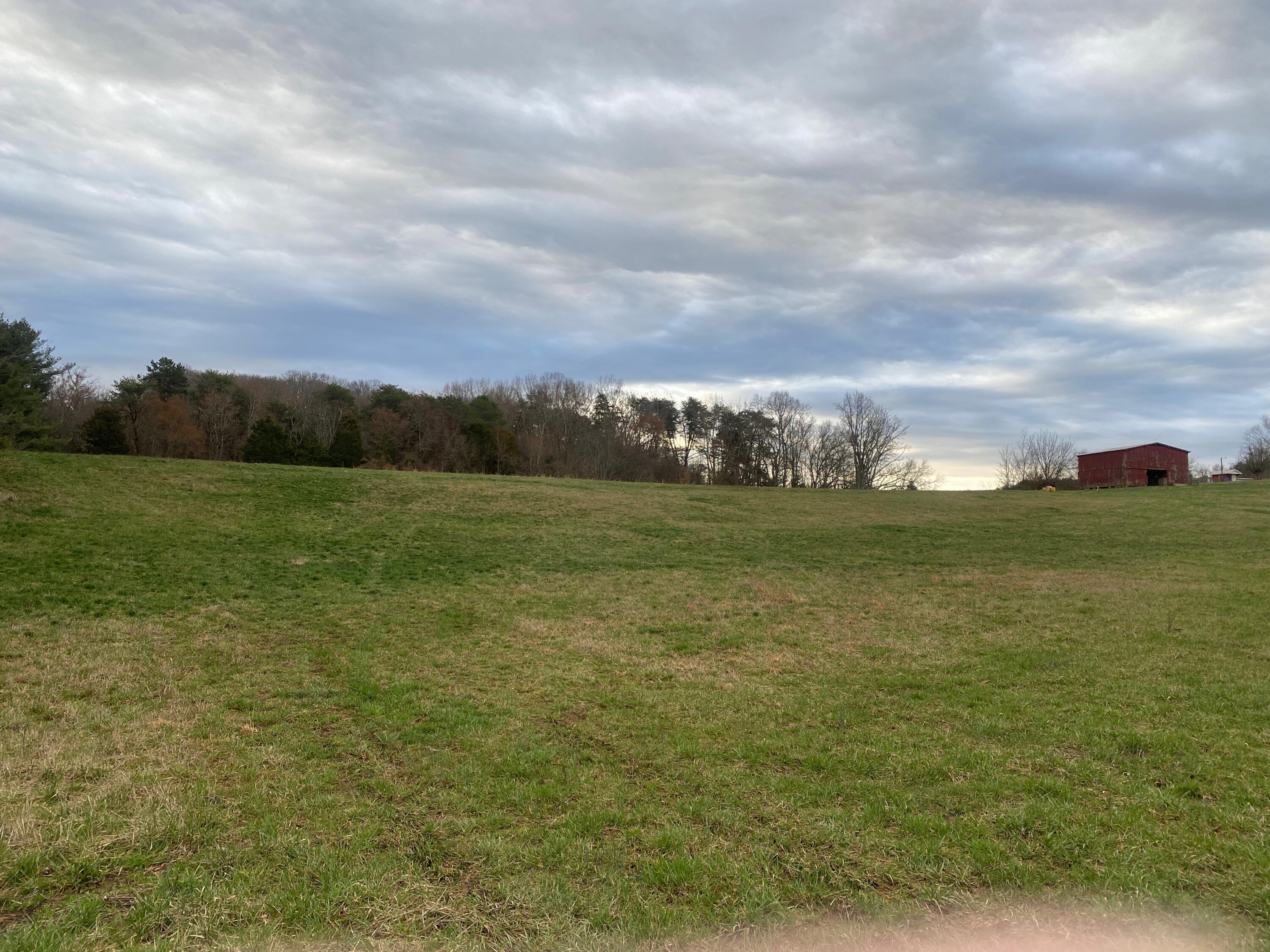 555 new warrensburg rd pic