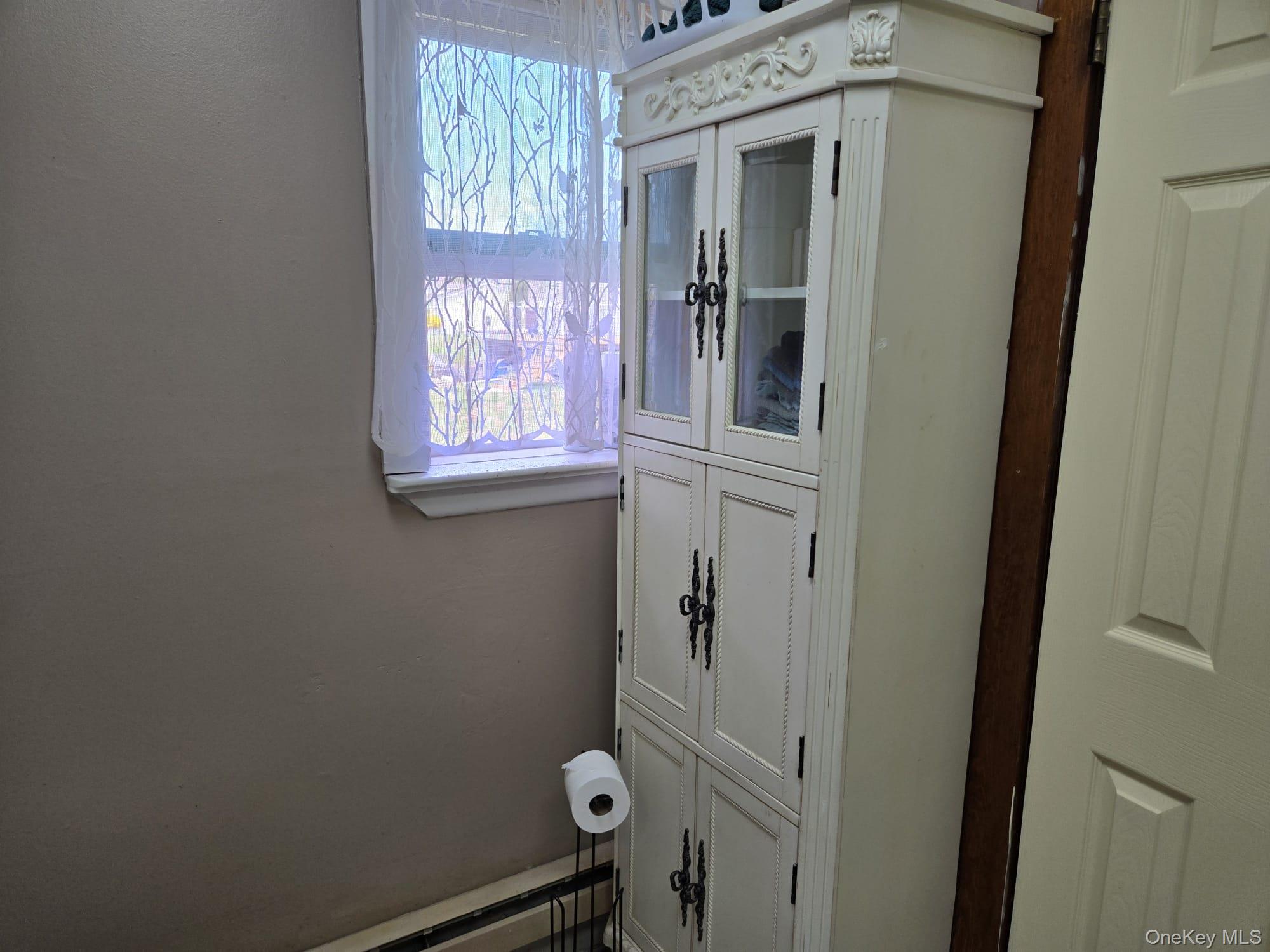 14 Lowell Road Carmel, NY 10512 - Photo 11 of 24 Bathroom.