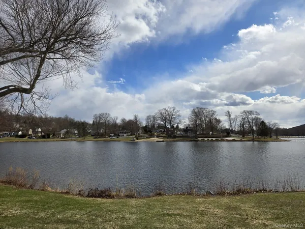 $362,000 | 14 Lowell Road, Carmel, NY 10512