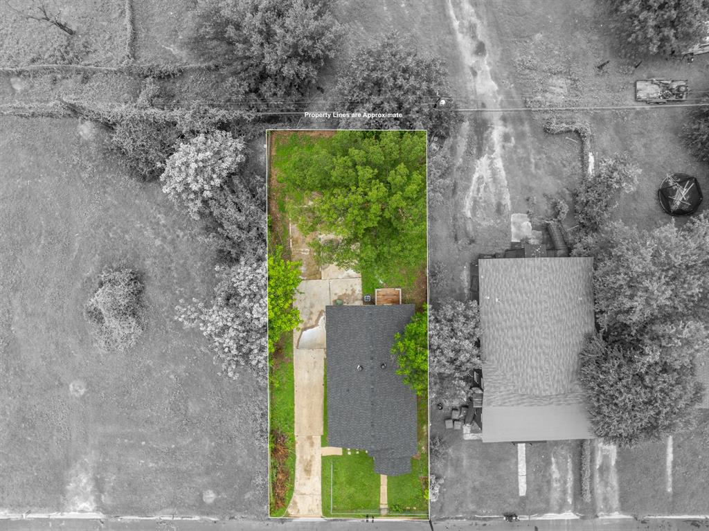 1210 Southey Street Waco, TX 76704 - Photo 18 of 29 a aerial view of a house with yard and mountain view in back