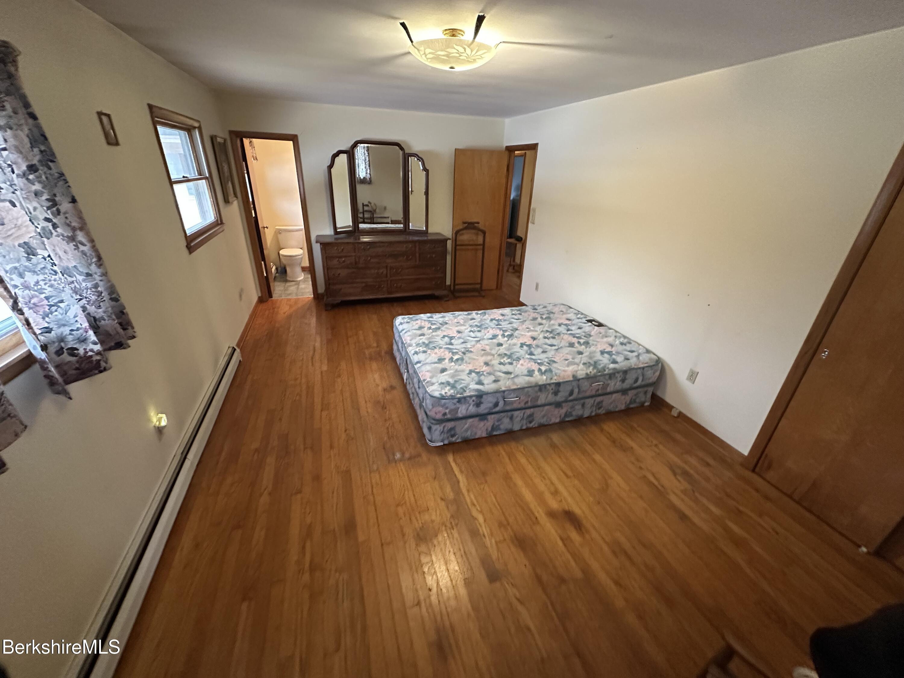 4283 Ccrt 9 Extension New Lebanon, NY 12125 - Photo 33 of 39 Gary master bedroom 2
