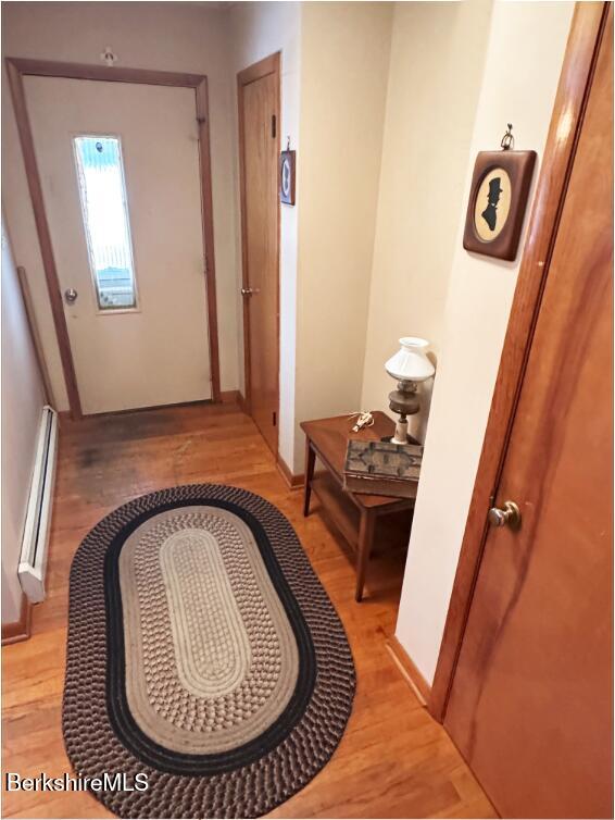 4283 Ccrt 9 Extension New Lebanon, NY 12125 - Photo 5 of 39 Gary entry new