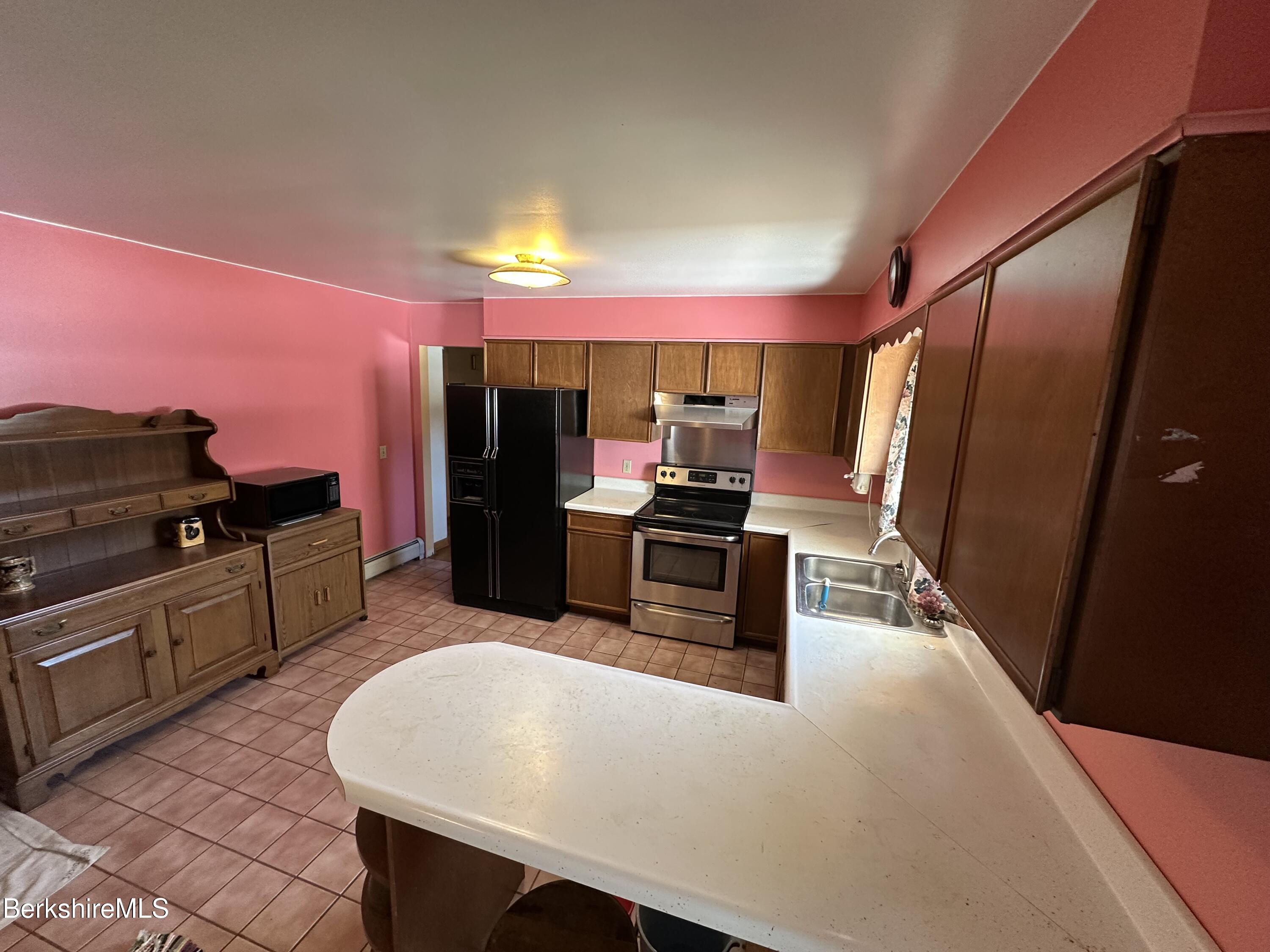 4283 Ccrt 9 Extension New Lebanon, NY 12125 - Photo 6 of 39 Gary kitchen