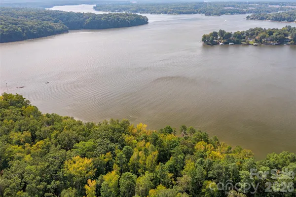 $3,623,300 | 907 Osprey Blf Court, Unit 1, Belmont, NC 28012