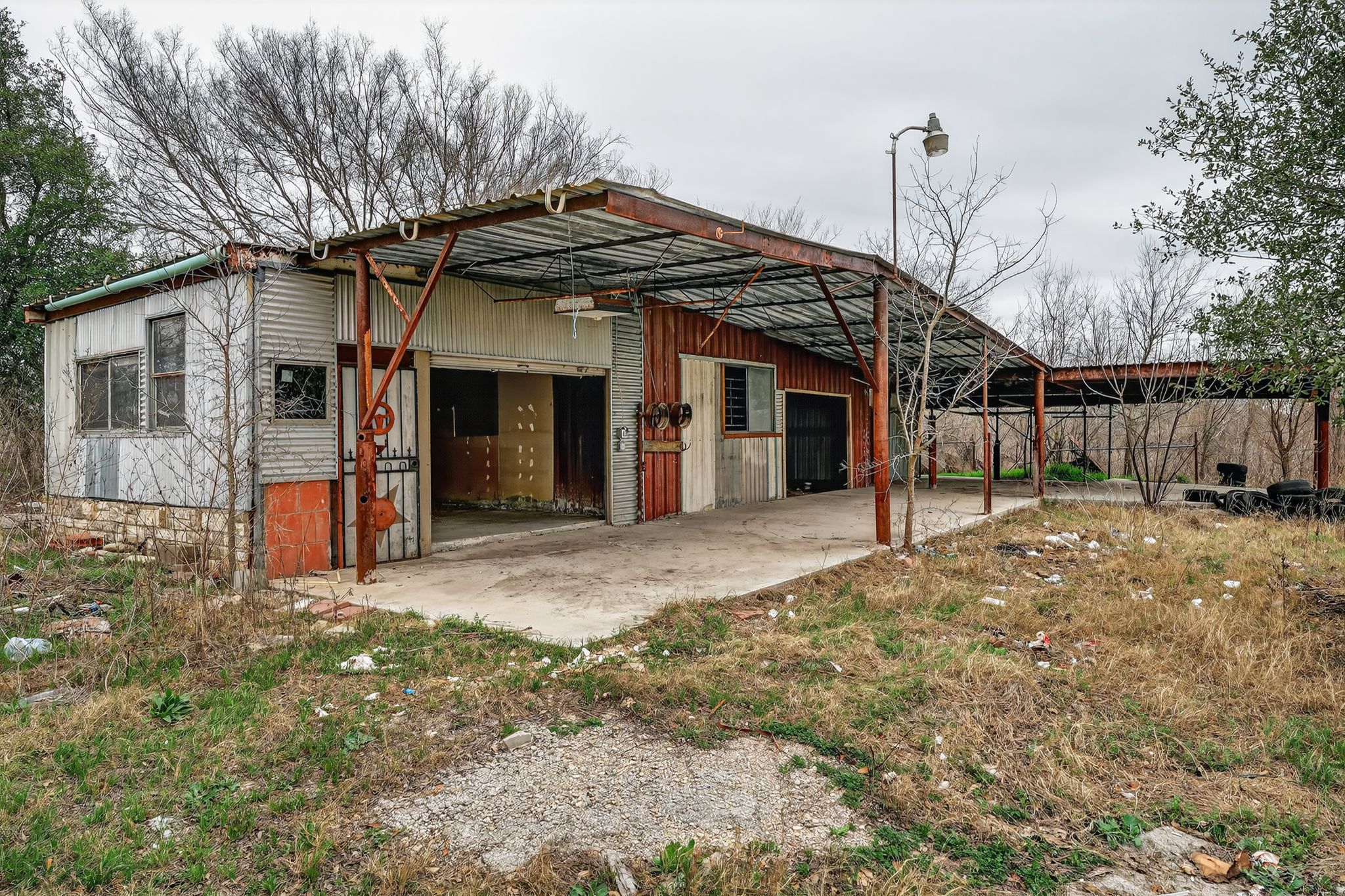 11223 Tom Sassman Road Austin, TX 78747 - Photo 10 of 40