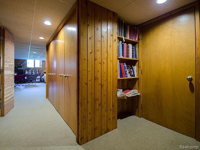 6435 Apple Orchard Lane Rochester Hills, MI 48306 - Photo 58 of 77
