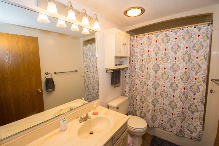 12679 Pleasant Grove Road Syracuse, IN 46567 - Photo 17 of 27 Gallery Image 17