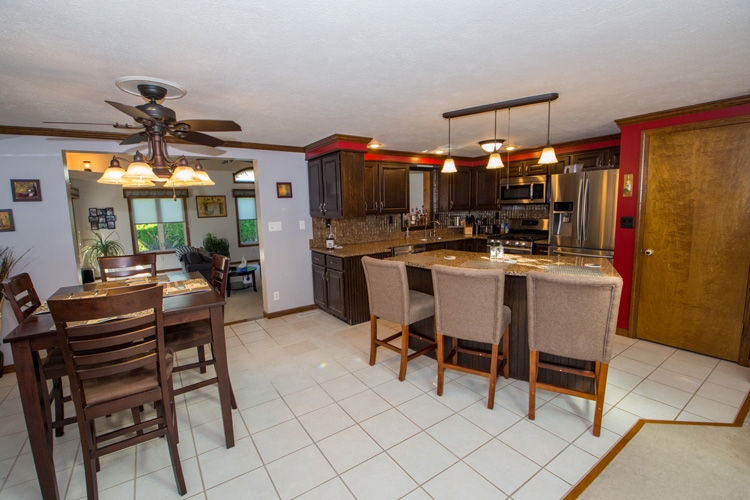 12679 Pleasant Grove Road Syracuse, IN 46567 - Photo 3 of 27 Gallery Image 3