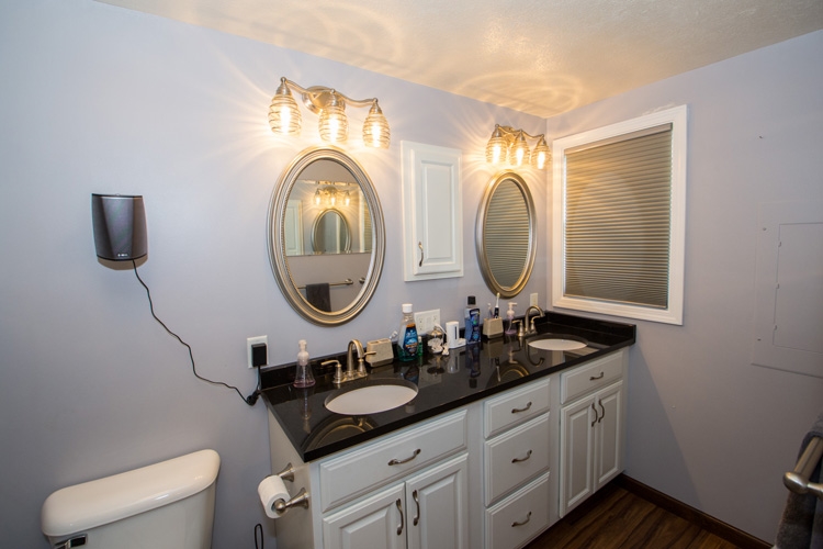 12679 Pleasant Grove Road Syracuse, IN 46567 - Photo 8 of 27 Gallery Image 8