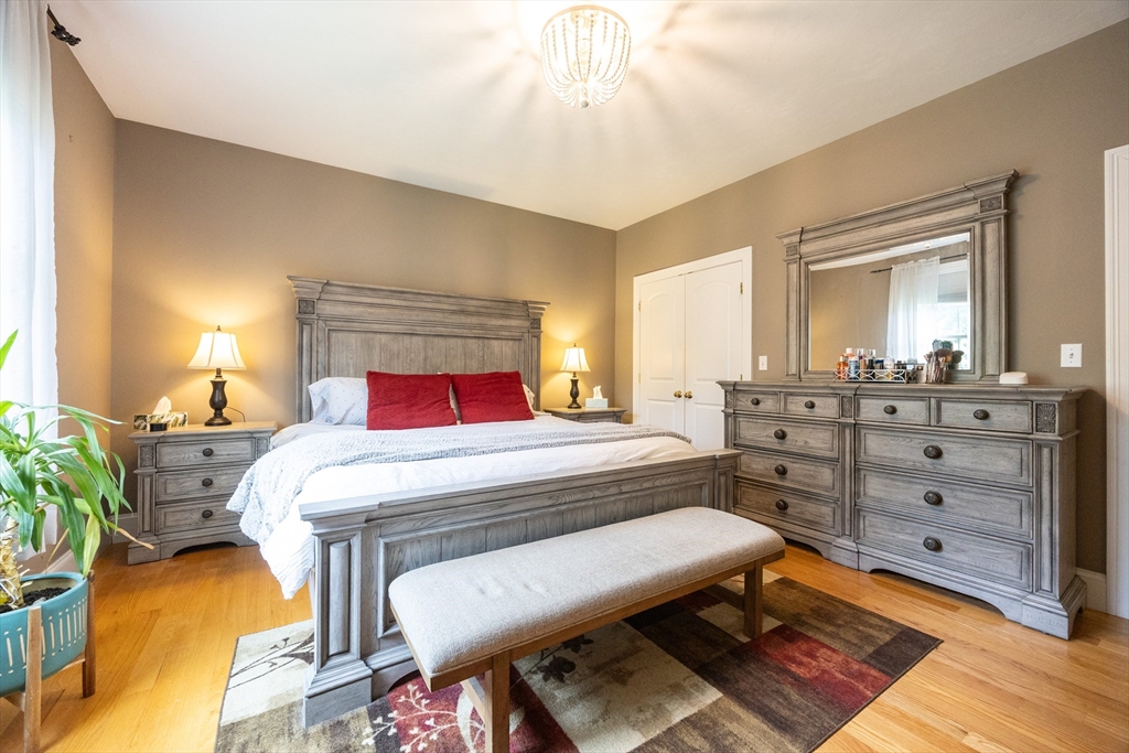 12 Windsor Drive Ashland, MA 01721 - Photo 15 of 37