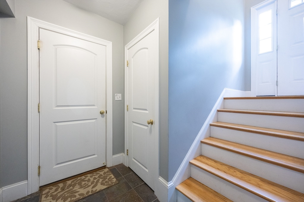 12 Windsor Drive Ashland, MA 01721 - Photo 24 of 37