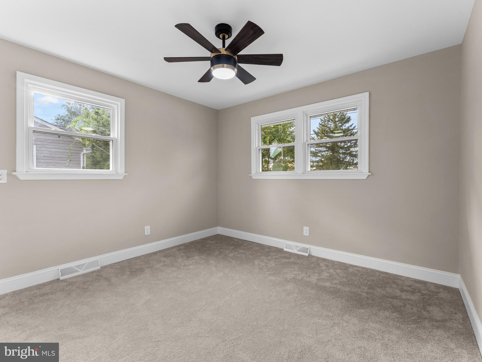 5 Willingboro Road Sewell, NJ 08080 - Photo 22 of 37