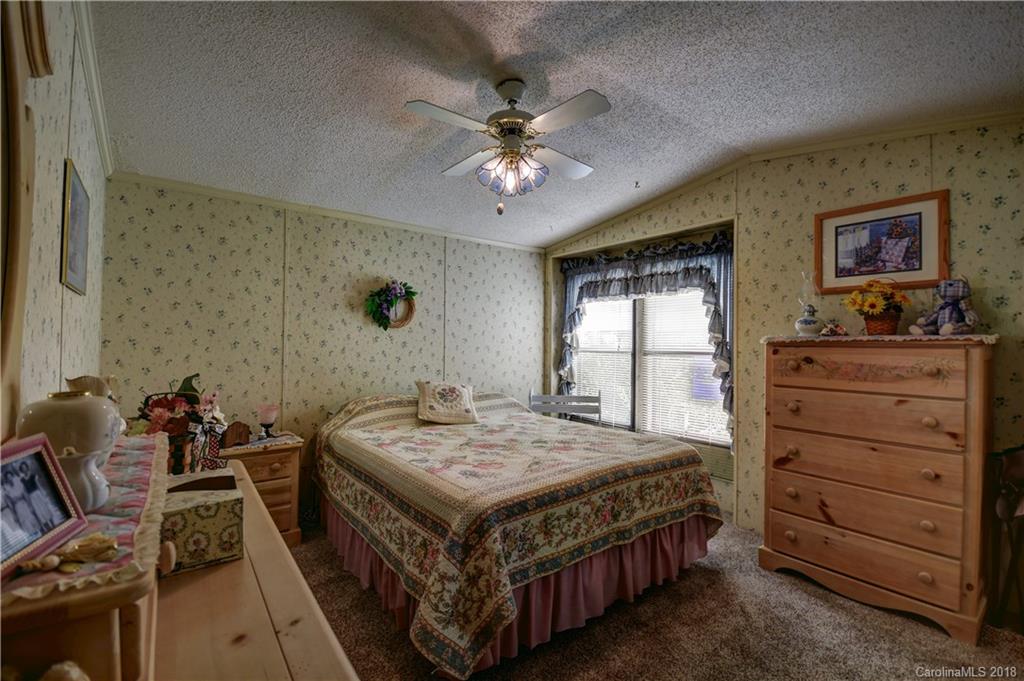 35 Foothills Road, Unit 35 Maggie Valley, NC 28751 - Photo 11 of 15 Gallery Image 11