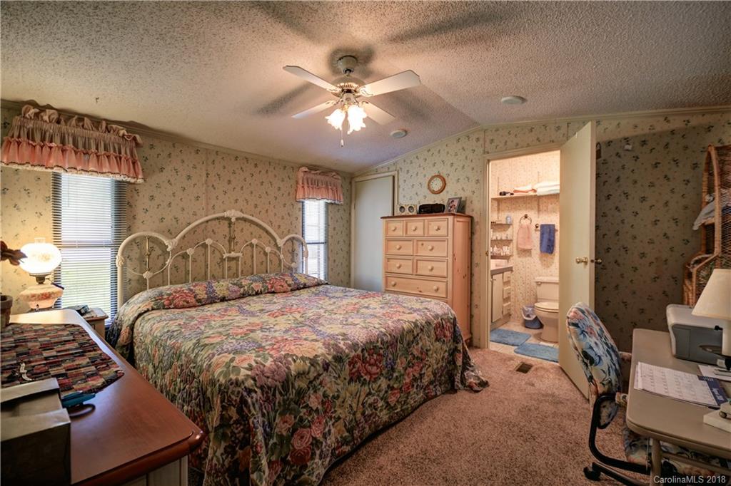 35 Foothills Road, Unit 35 Maggie Valley, NC 28751 - Photo 12 of 15 Gallery Image 12