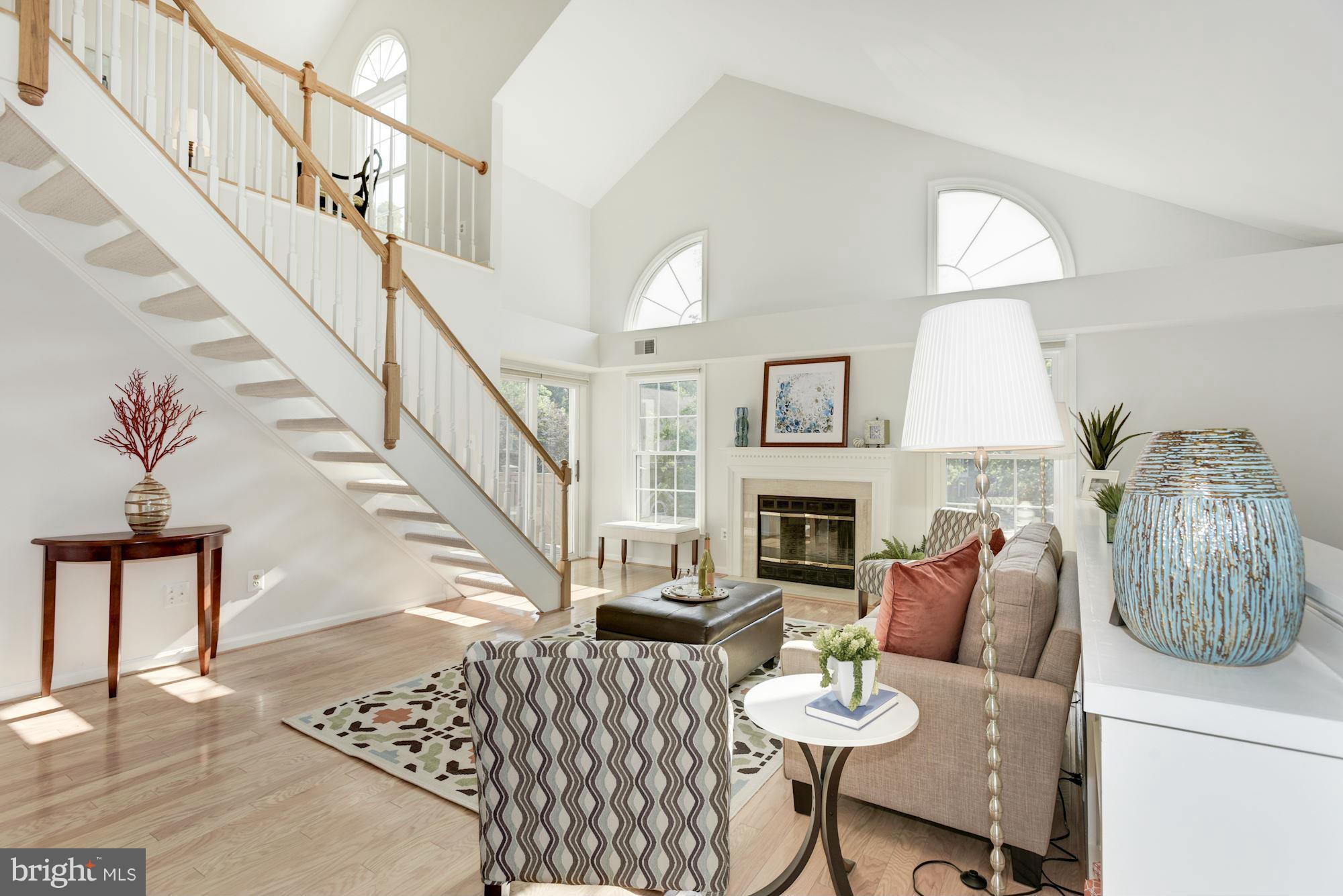 1513 Church Hill Place Reston, VA 20194 - Photo 4 of 29 Living Room