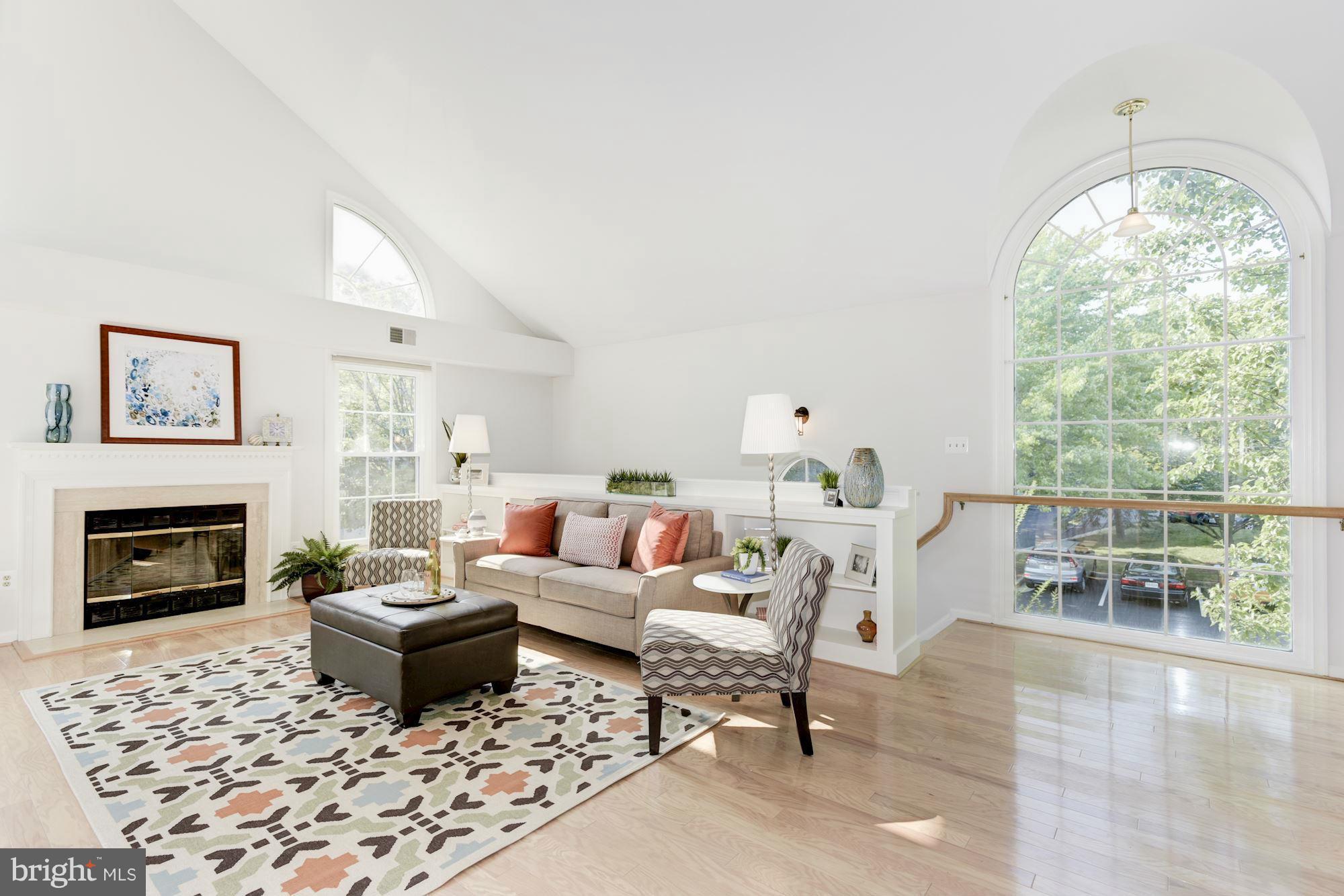 1513 Church Hill Place Reston, VA 20194 - Photo 6 of 29 Living Room