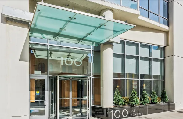 $375,000 | 100 East 14th Street, Unit 1403, Chicago, IL 60605
