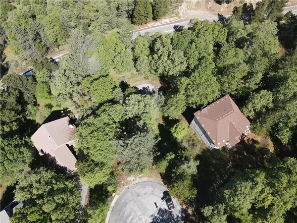 $55,000 | 30029 Enchanted Way, Running Springs, CA 92382