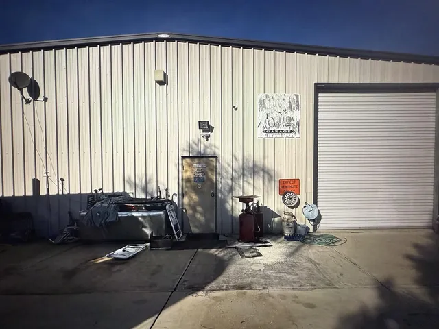 a view of parking space