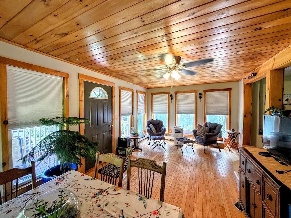 48 Currier Street Barre, VT 05641 - Photo 5 of 34