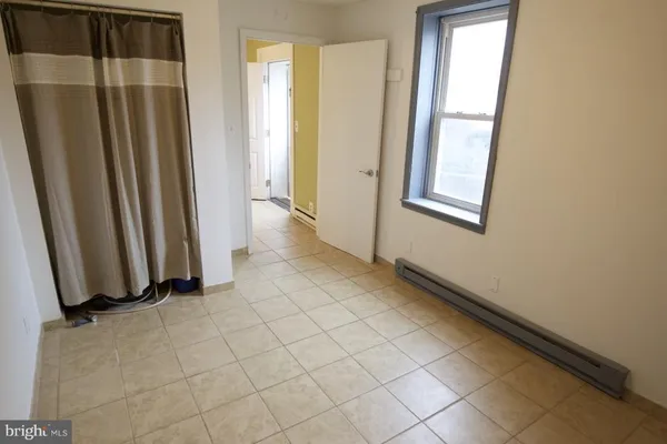 $1,200 | 540 Brunswick Street, Unit B, Brunswick, MD 21716