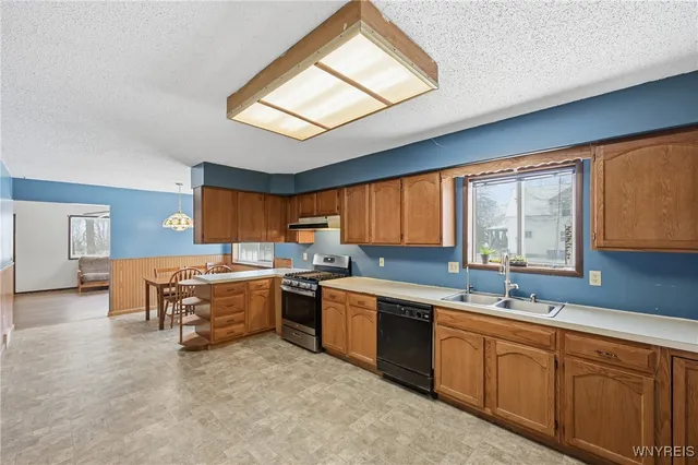 $269,900 | 59 West Drullard Avenue, Lancaster, NY 14086