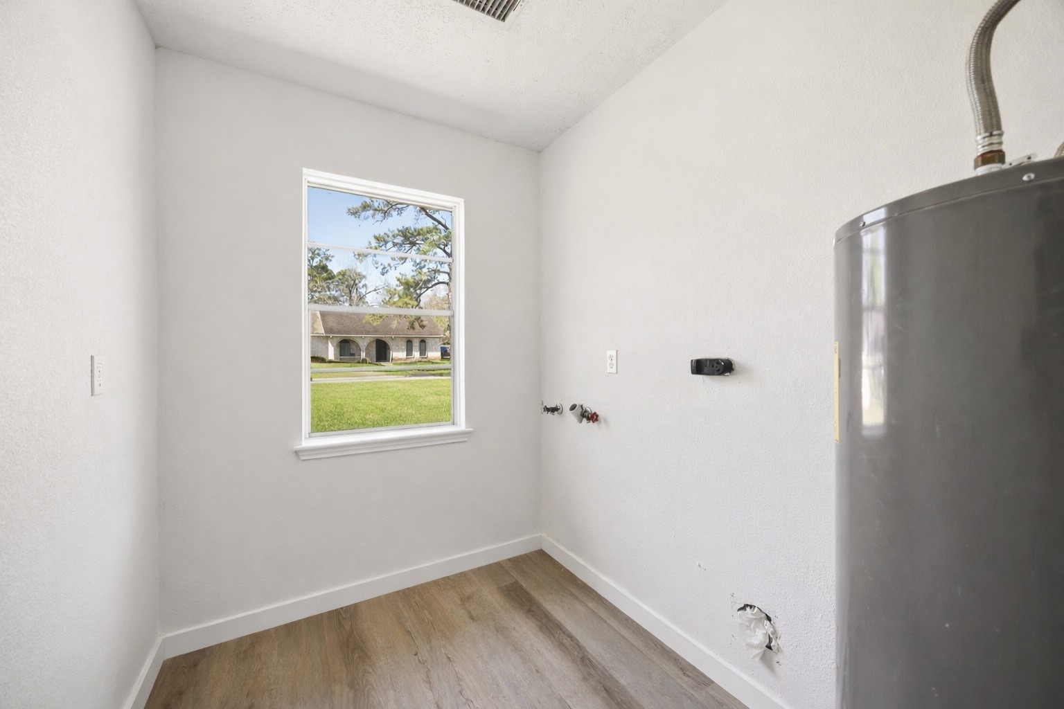 23222 Earlmist Drive Spring, TX 77373 - Photo 28 of 28 Utility room in house