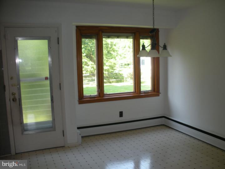 415 Wyndon Road Ambler, PA 19002 - Photo 12 of 21 Breakfast Room