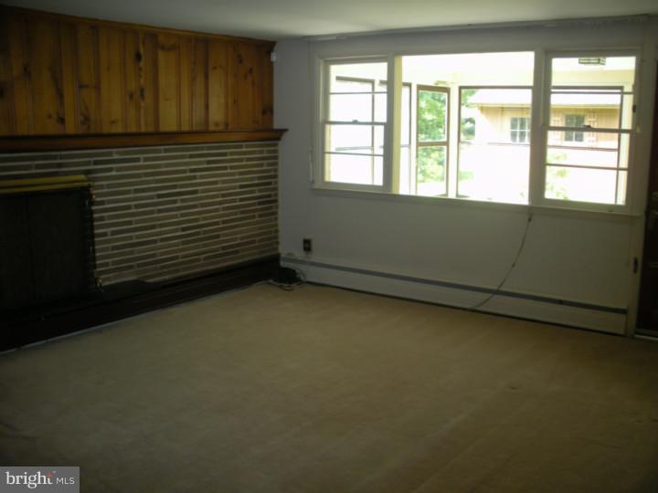 415 Wyndon Road Ambler, PA 19002 - Photo 14 of 21 Family Room