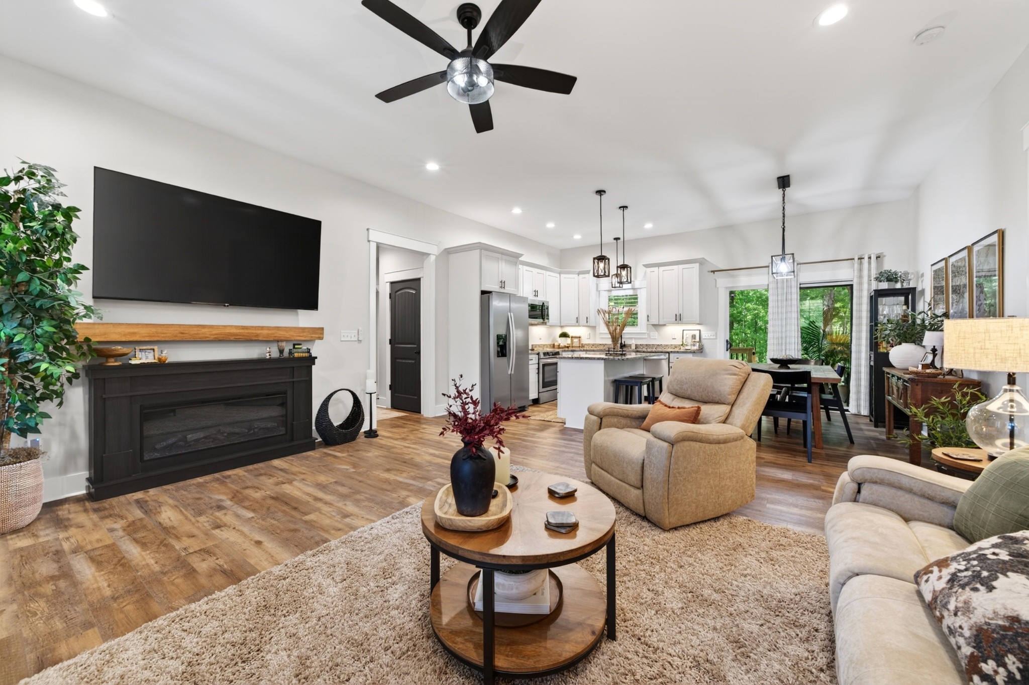 1222 Breeden Road Charlotte, TN 37036 - Photo 11 of 34