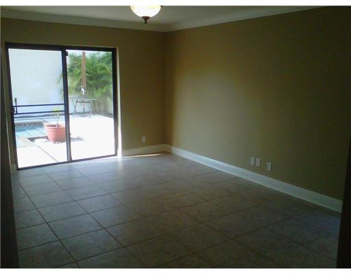 21695 San Simeon Circle, Unit 17 Boca Raton, FL 33433 - Photo 7 of 12 Additional Photo