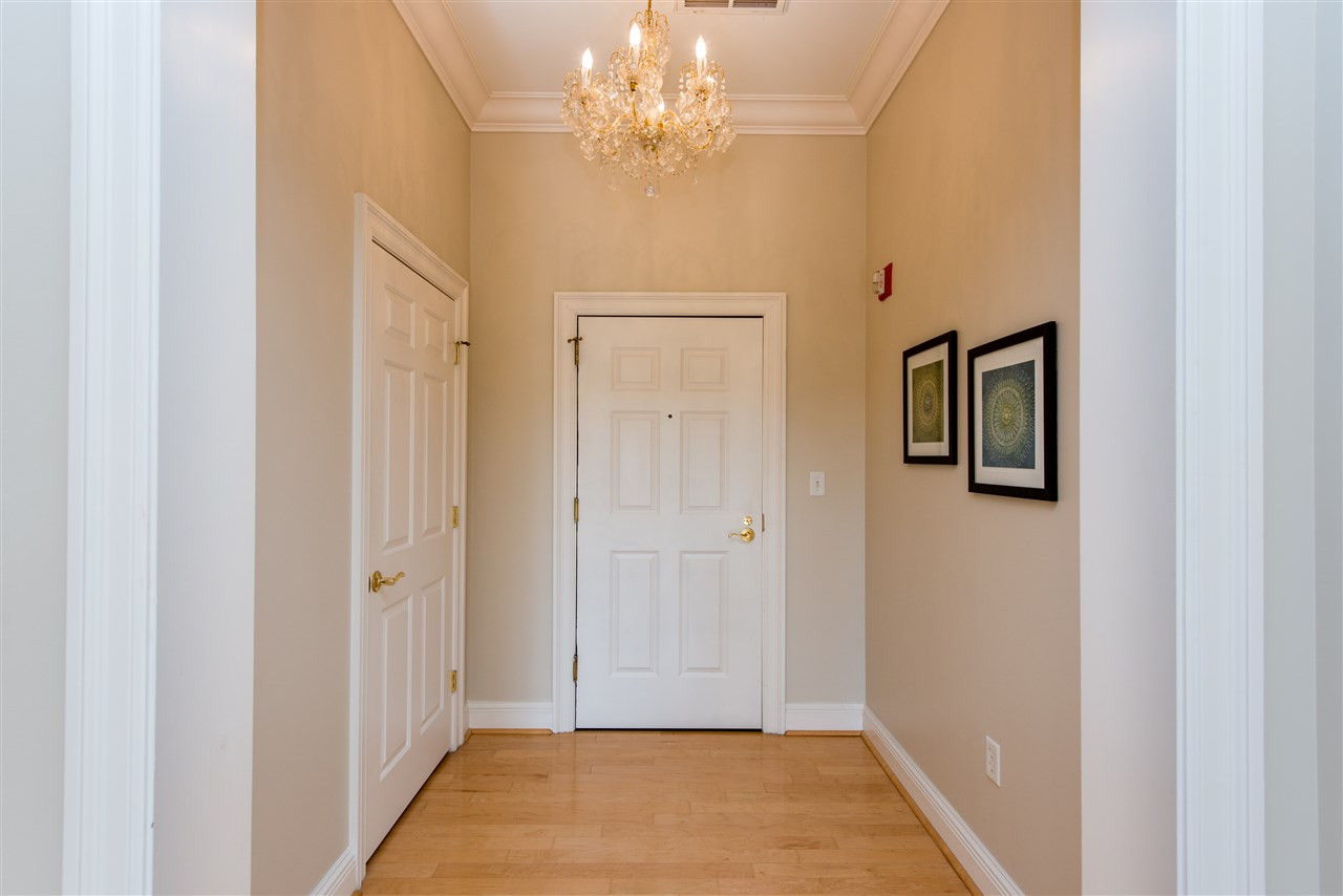 2813 Market Bridge Lane, Unit 301 Raleigh, NC 27608 - Photo 3 of 18 Photo 3