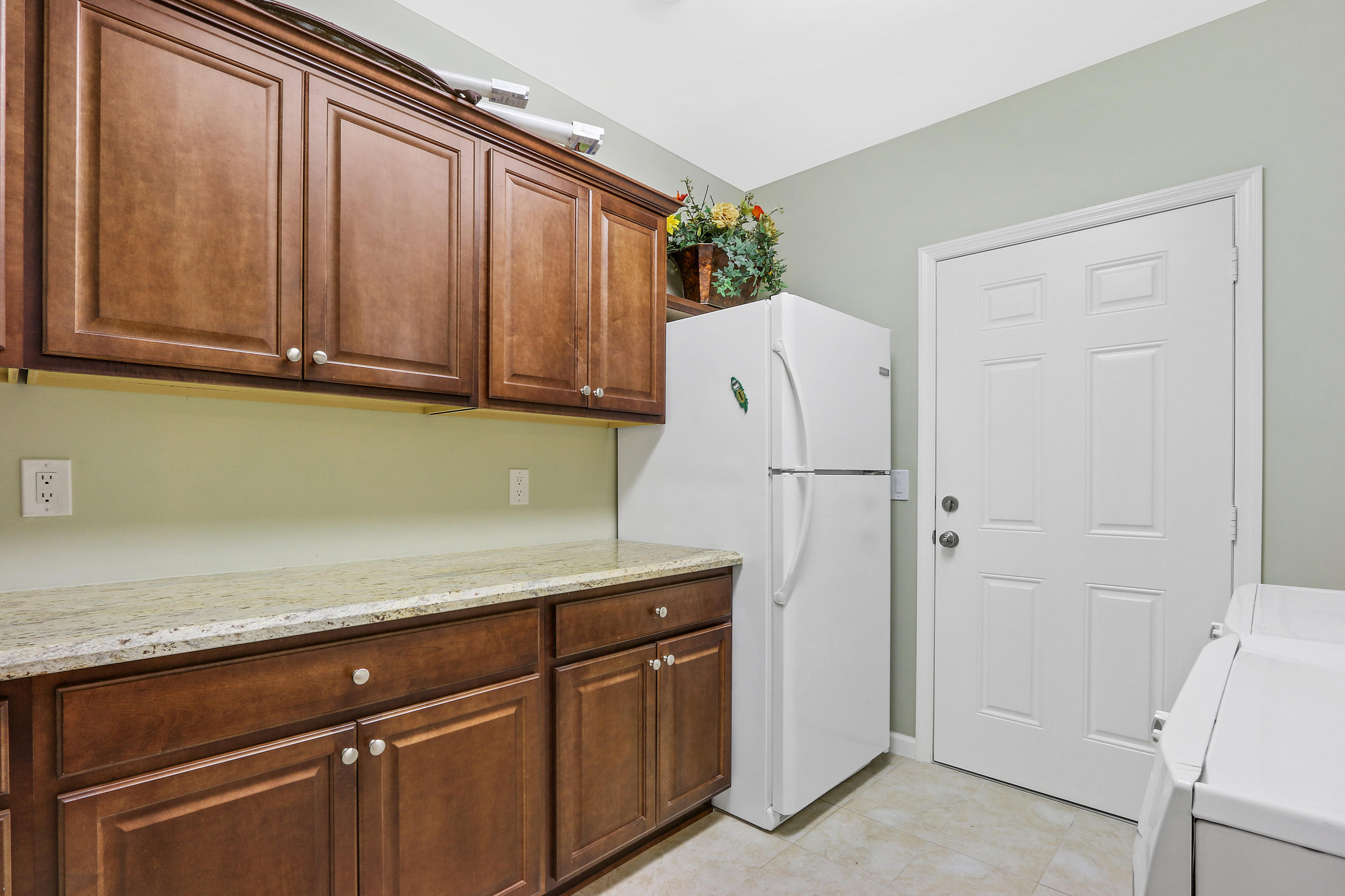 116 Bonefish Circle Jupiter, FL 33477 - Photo 15 of 20 116 Bonefish Cir Unit 104-print-019-7-La