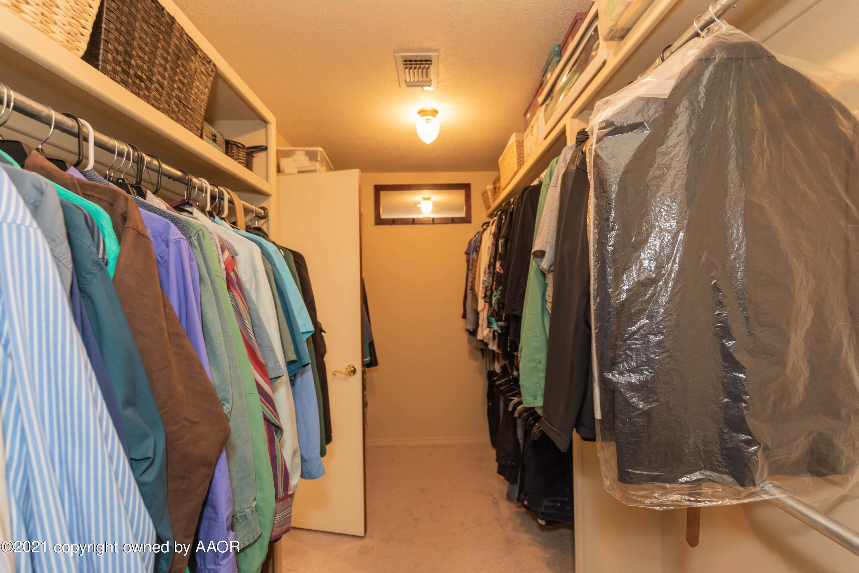 4 Stonebridge Gate Road Amarillo, TX 79124 - Photo 31 of 53 MASTER CLOSET