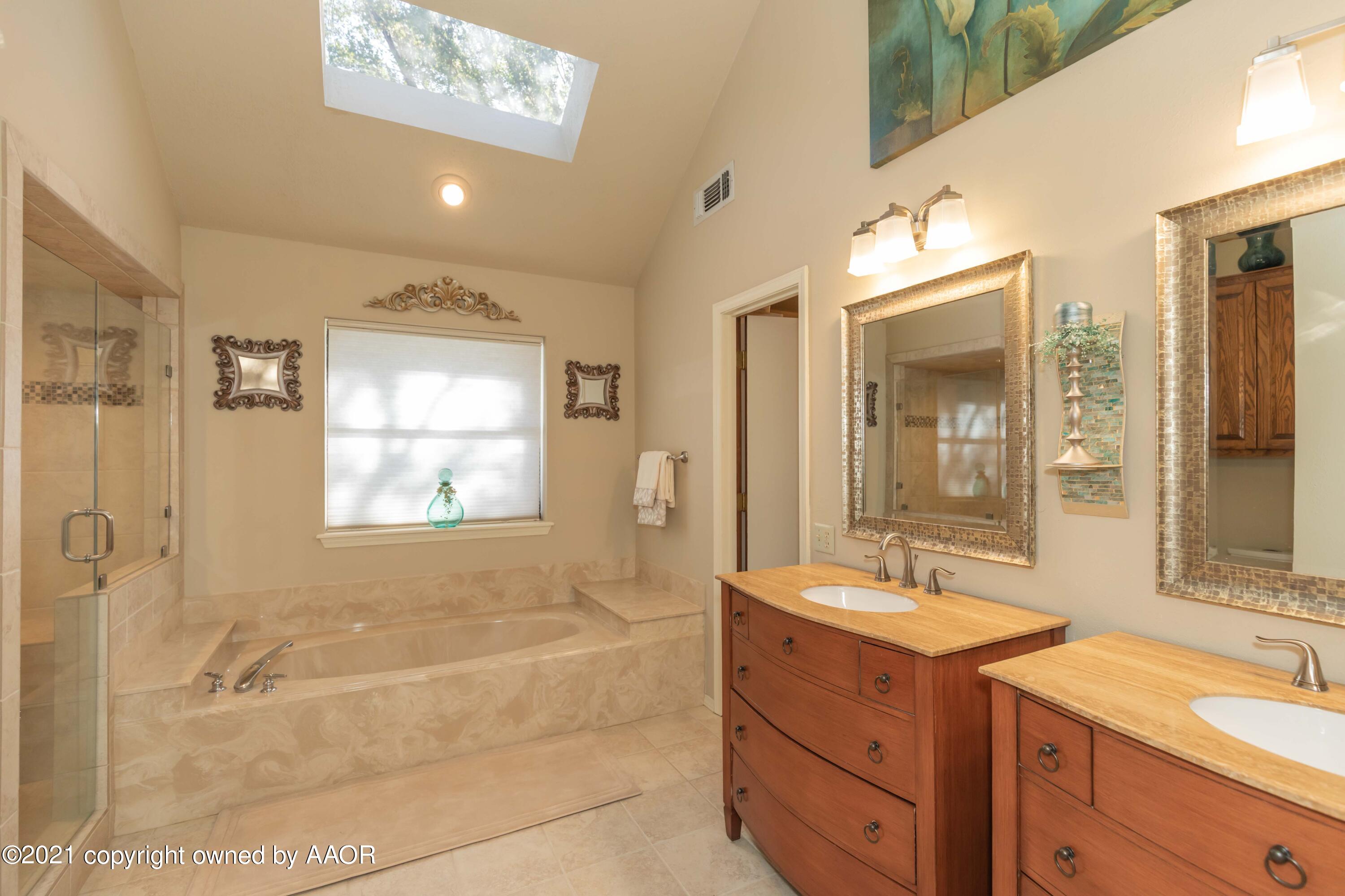 4 Stonebridge Gate Road Amarillo, TX 79124 - Photo 32 of 53 MASTER BATH VIEW 1