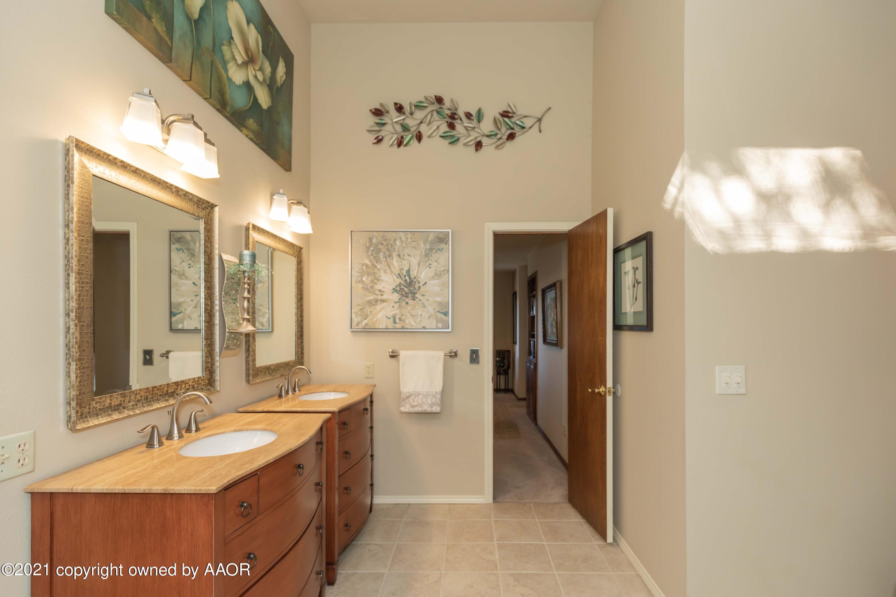 4 Stonebridge Gate Road Amarillo, TX 79124 - Photo 36 of 53 MASTER BATH VIEW 5