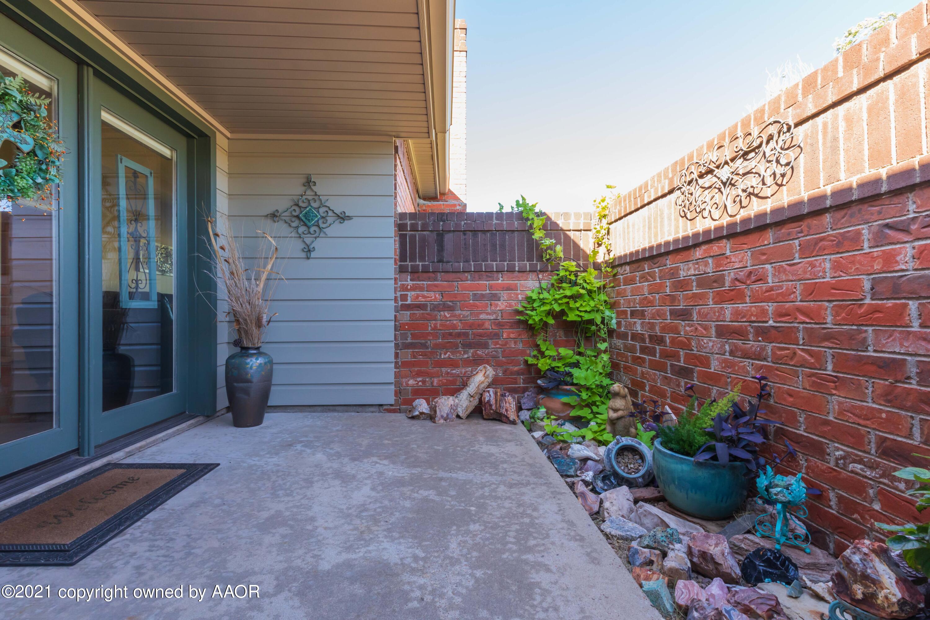 4 Stonebridge Gate Road Amarillo, TX 79124 - Photo 51 of 53 SIDE PATIO VIEW 1