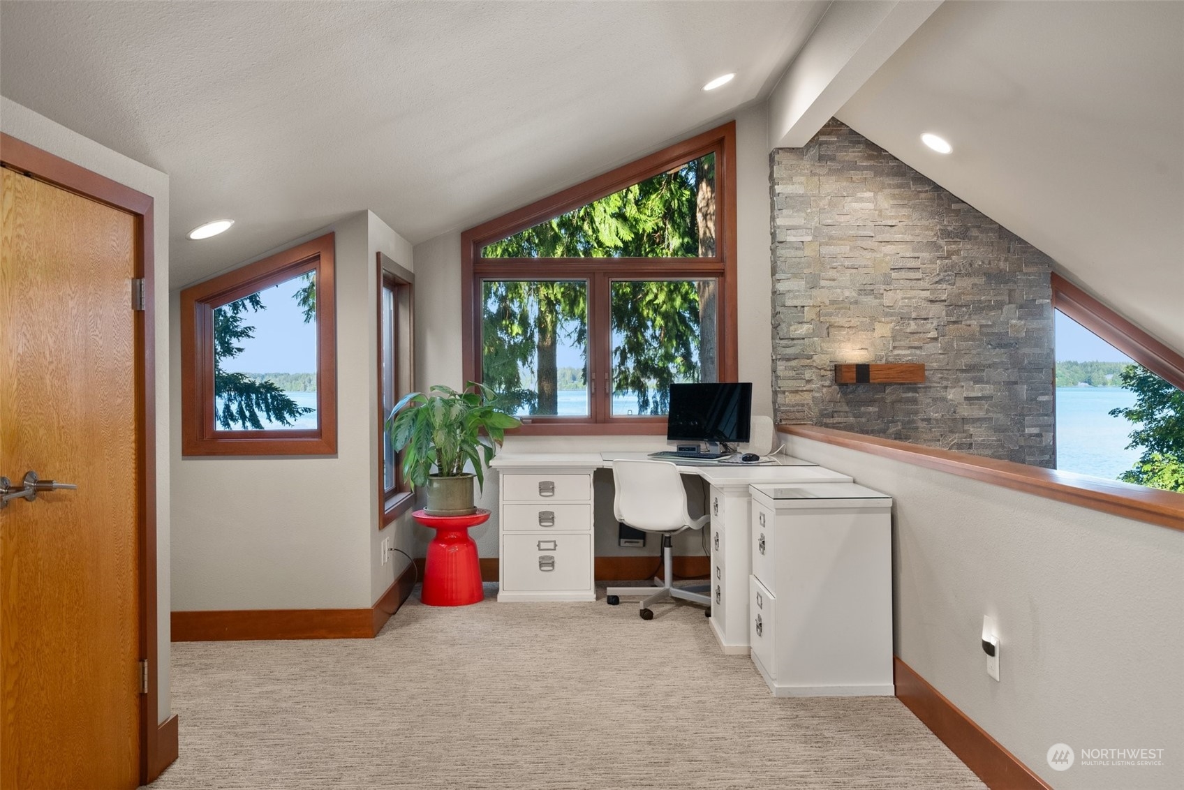 4730 Cooper Point Road Northwest Olympia, WA 98502 - Photo 21 of 40 Gallery Image 21