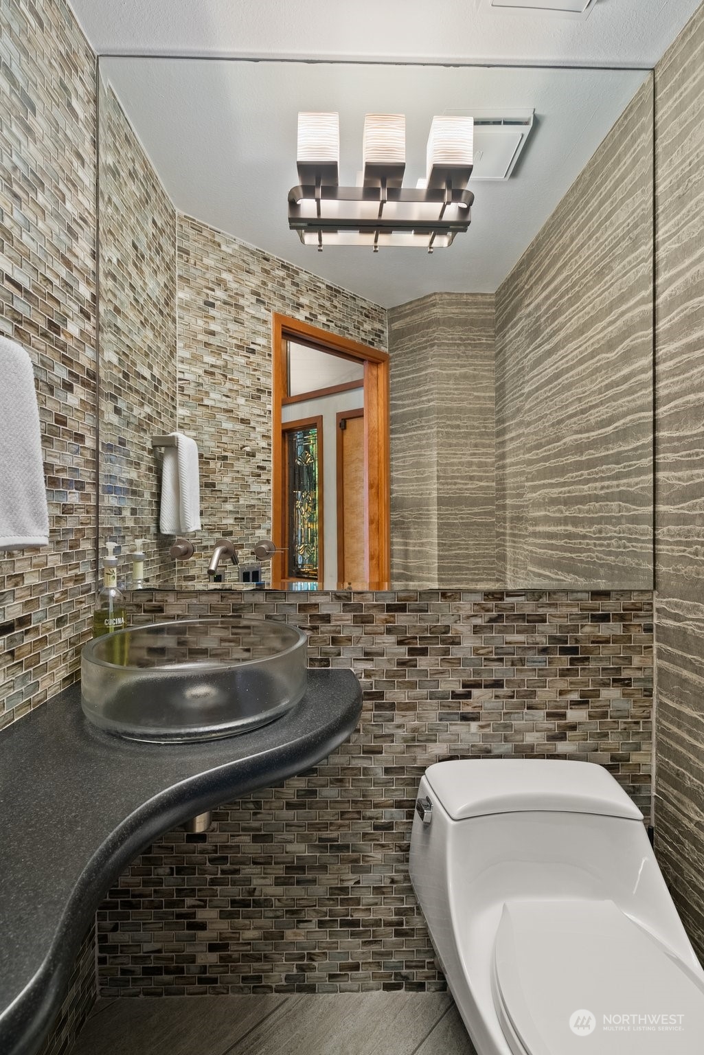 4730 Cooper Point Road Northwest Olympia, WA 98502 - Photo 22 of 40 Gallery Image 22