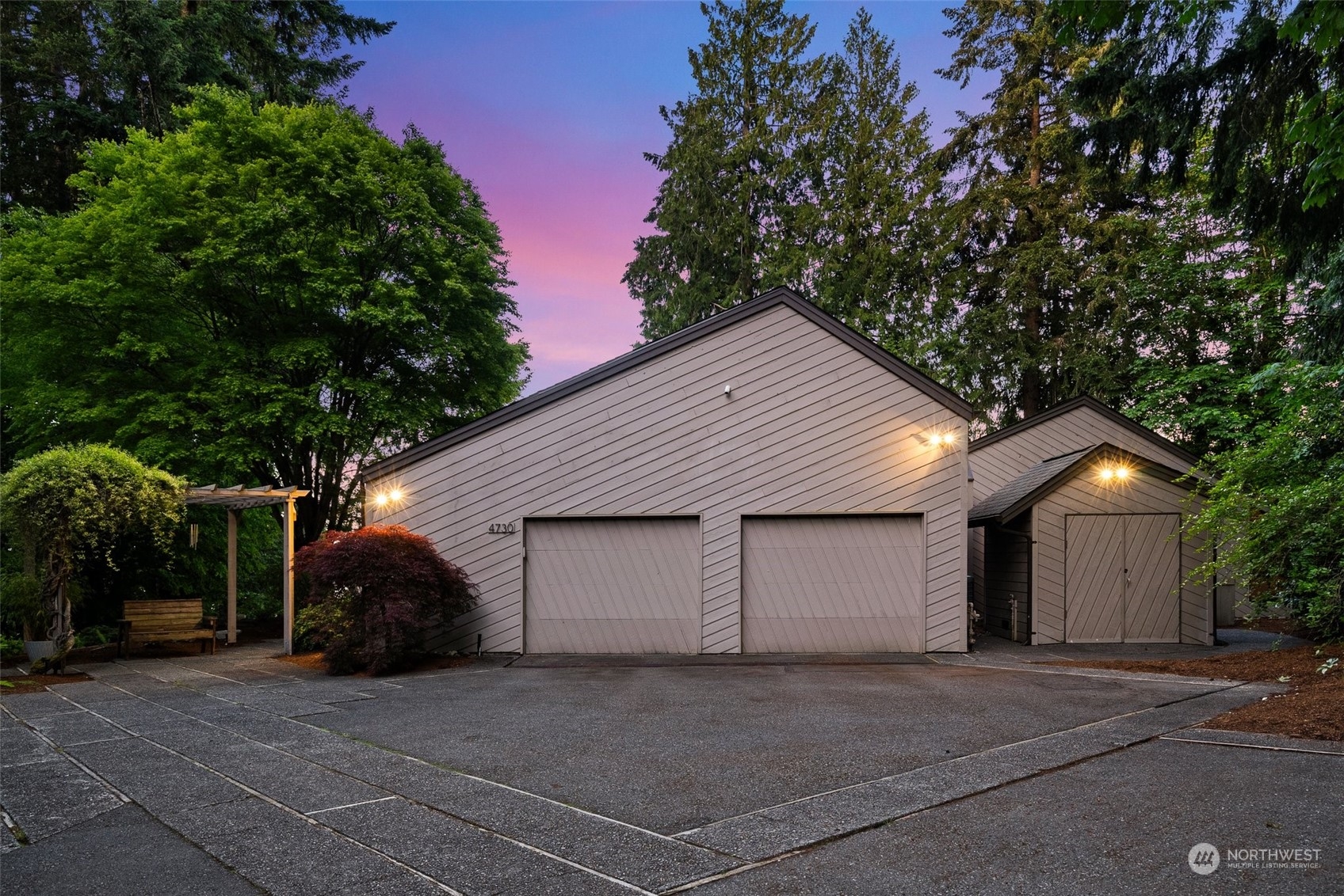 4730 Cooper Point Road Northwest Olympia, WA 98502 - Photo 7 of 40 Gallery Image 7