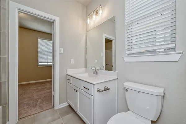 $2,200 | 548 Longleaf Pine Drive, Montgomery, TX 77316