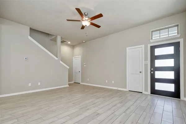 $2,200 | 548 Longleaf Pine Drive, Montgomery, TX 77316