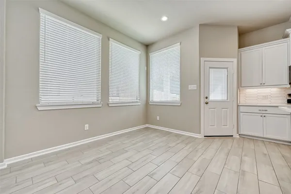 $2,200 | 548 Longleaf Pine Drive, Montgomery, TX 77316