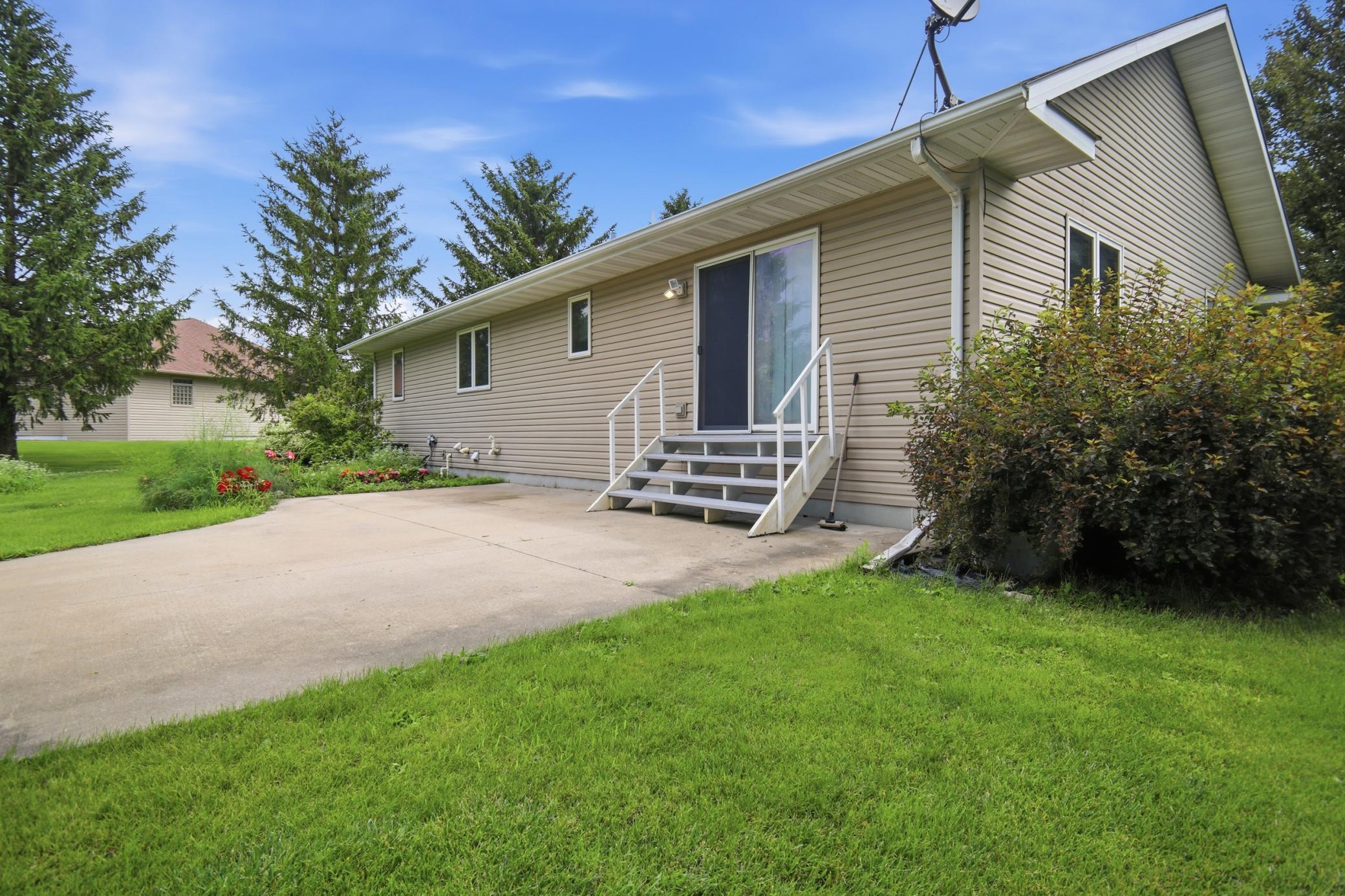 1600 26th Street Southwest Austin, MN 55912 - Photo 43 of 65