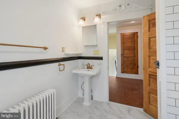 $350,000 | 301 West Market Street, Snow Hill, MD 21863