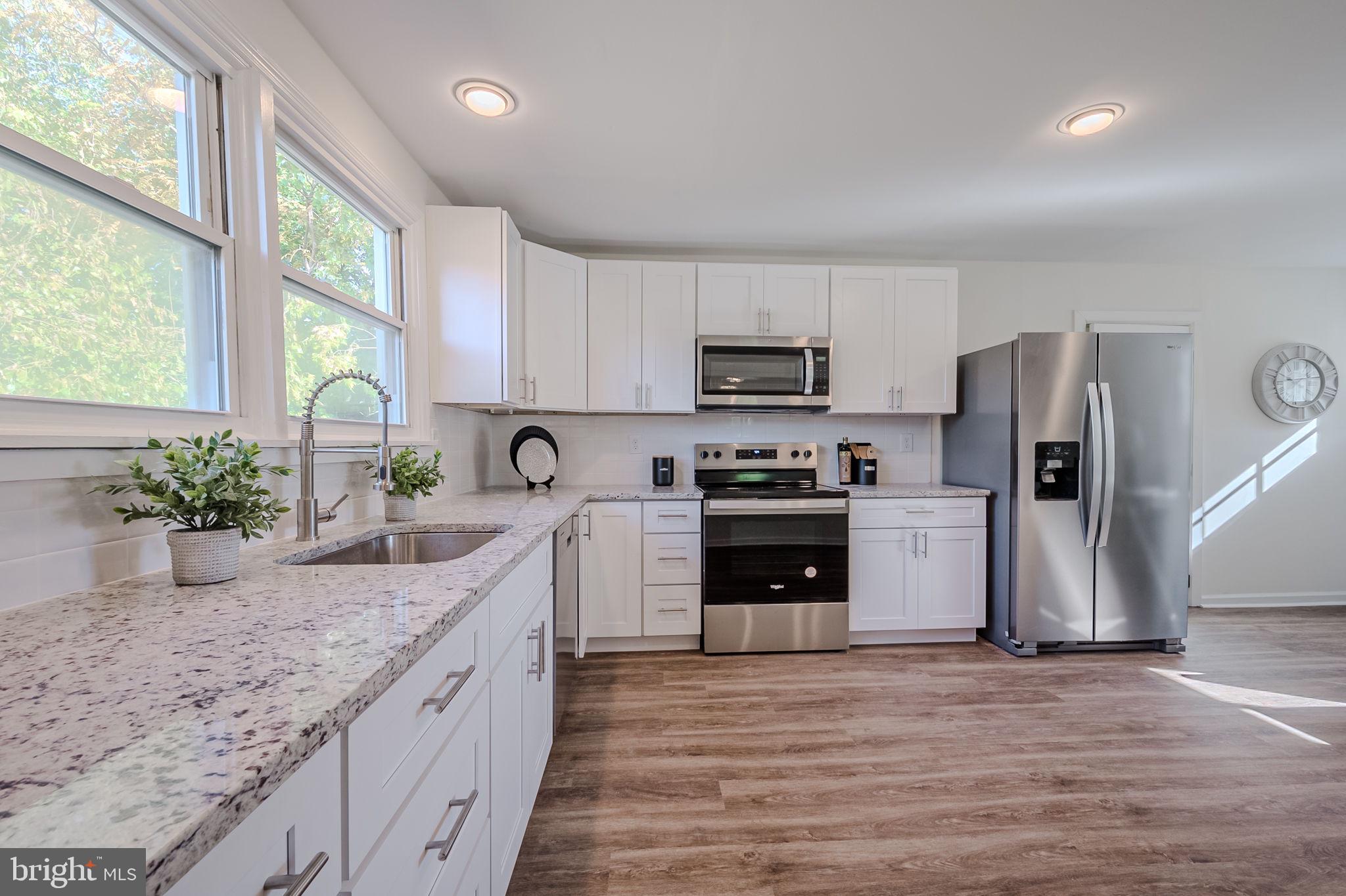109 Patterson Road Aston, PA 19014 - Photo 12 of 32 Kitchen