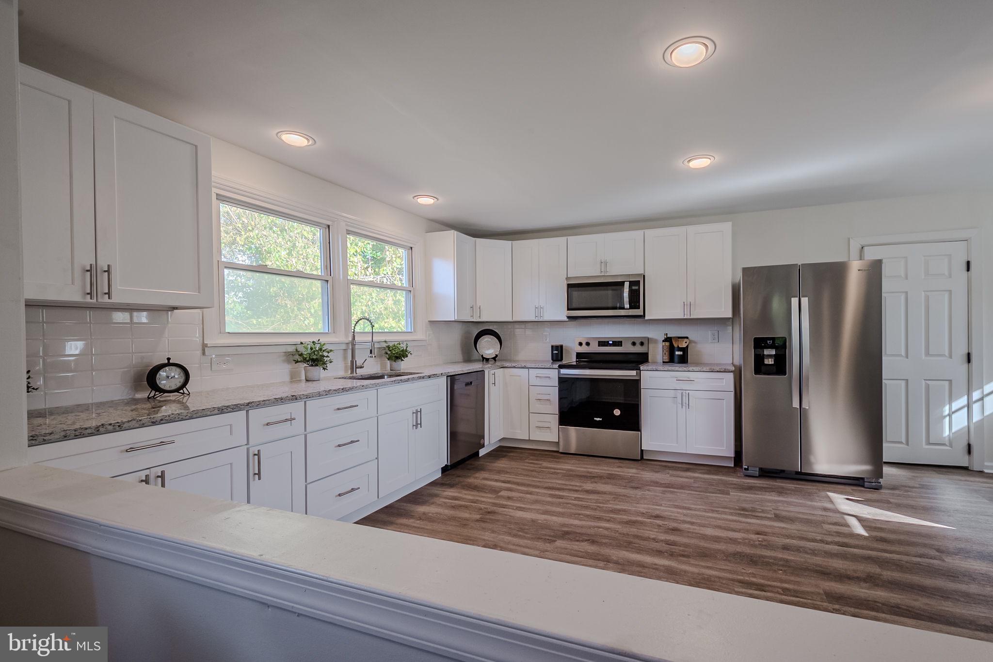 109 Patterson Road Aston, PA 19014 - Photo 13 of 32 Kitchen